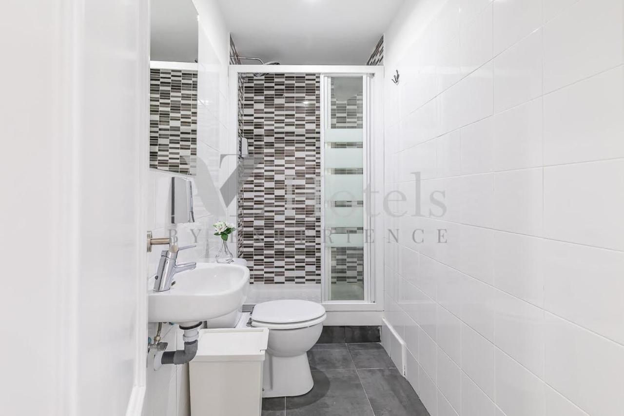 Ayz Sierra De Meira - Auto Check-In Property (Adults Only) Madrid Exterior photo